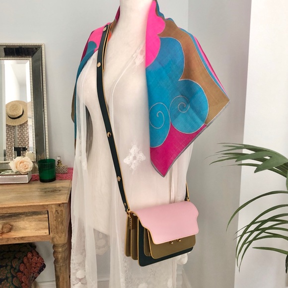 🌟SOLD🌟 Marni Trunk Mini Bag - Picture 6 of 6